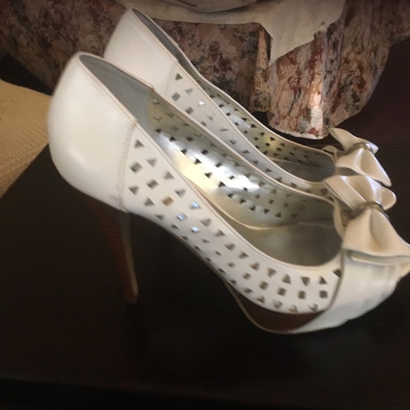 Women’s guess open toe pump heels - Picture 3 of 7